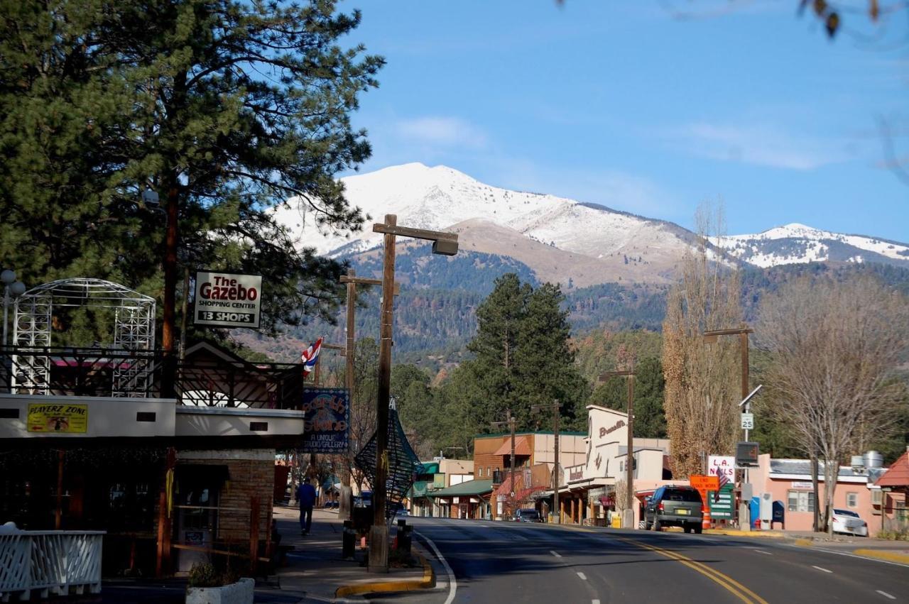 Apache Village 5, Queen Bed, Midtown, Sleeps 2 Ruidoso Exteriör bild
